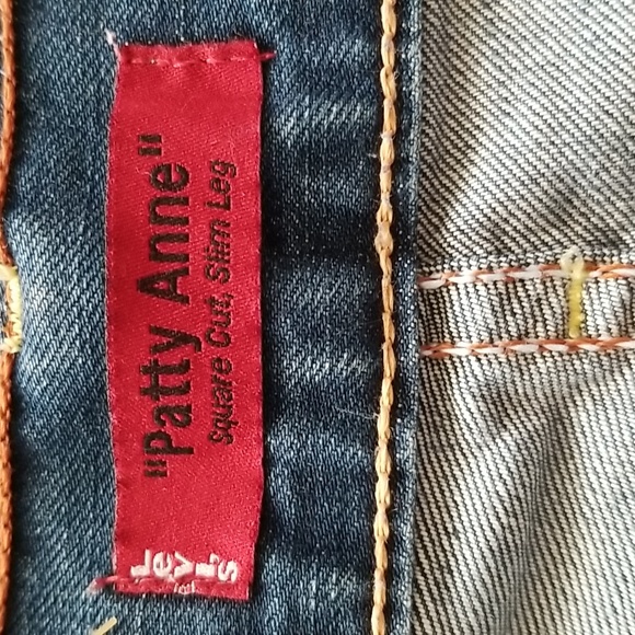 Vintage Levis - Picture 2 of 13